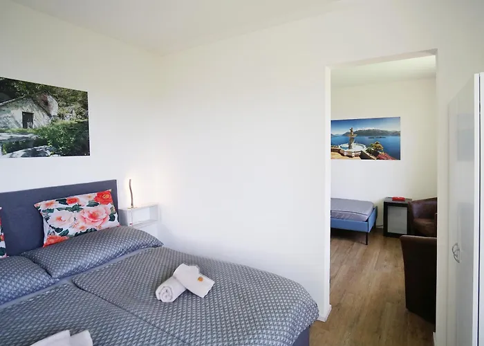 Be Easy In Selva Locarno